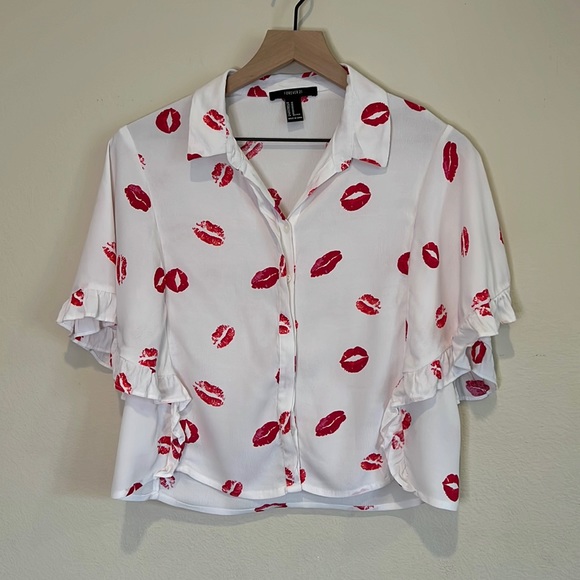 Forever 11 Flutter Sleeve Lips Shirt - Picture 2 of 6